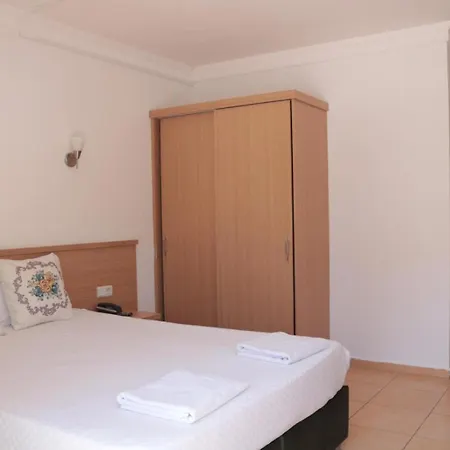 Hotel Taner