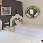 Ξενοδοχείο Taner Ολουντενίζ