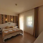 Taner 3* אולודניץ