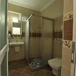 Taner מלון אולודניץ