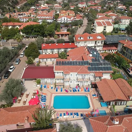 Taner Hotel 3*
