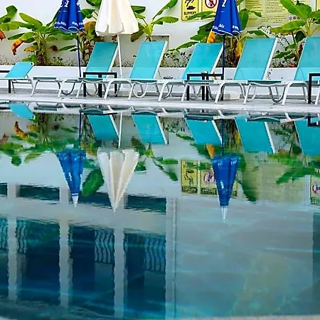 Hotel Taner