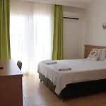 Taner 올루데니스