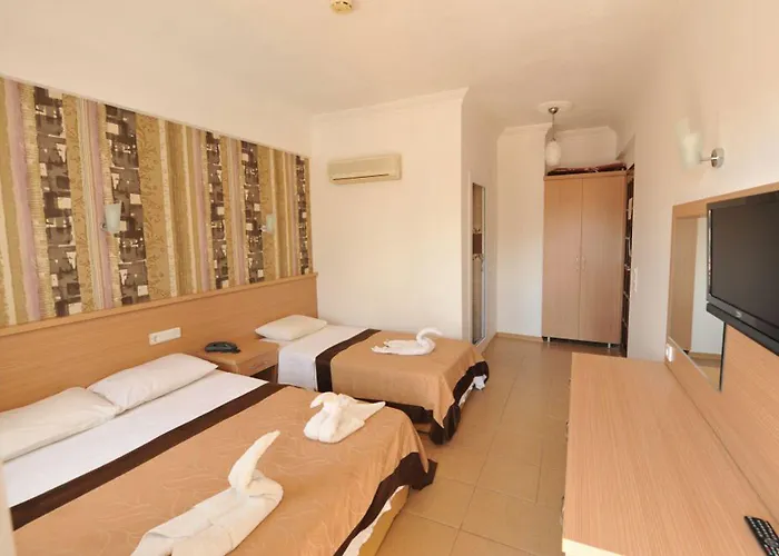 Taner Hotell 3*