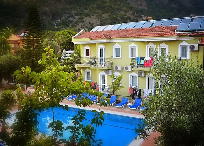Taner Hotell 3*