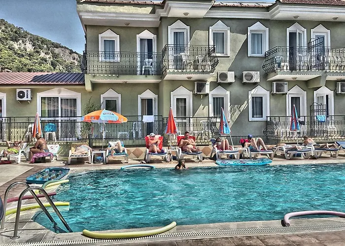 Taner Hotell 3*