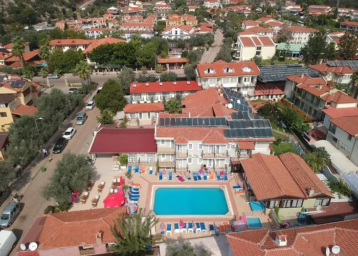 Taner Hotell 3*